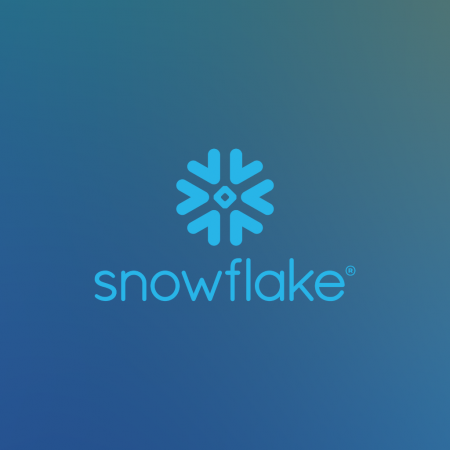Snowflake logo in light blue with snowflake mark